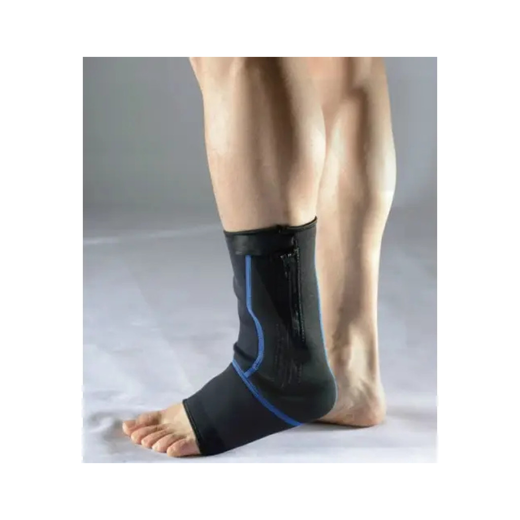 Фіксатор гомілкостопа LiveUp Ankle Support LS5782-SM чорний S/M (2016052600073) Фіксатор гомілкостопа LiveUp Ankle Support LS5782-SM чорний S/M (2016052600073)