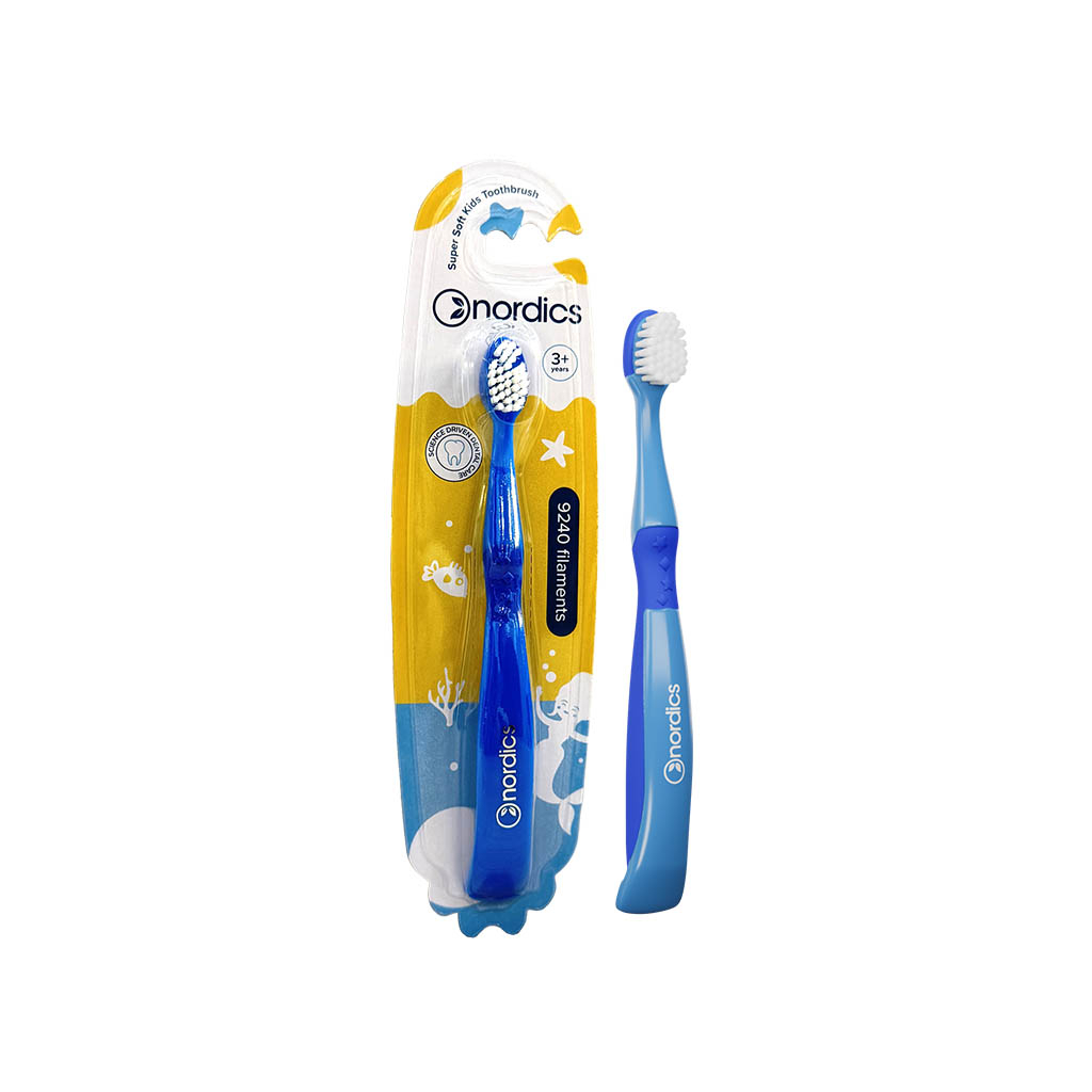 Дитяча зубна щітка Nordics Premium Kids Mermaid 9240 Від 3 років Блакитна з синім (3800500324753) Дитяча зубна щітка Nordics Premium Kids Mermaid 9240 Від 3 років Блакитна з синім (3800500324753)