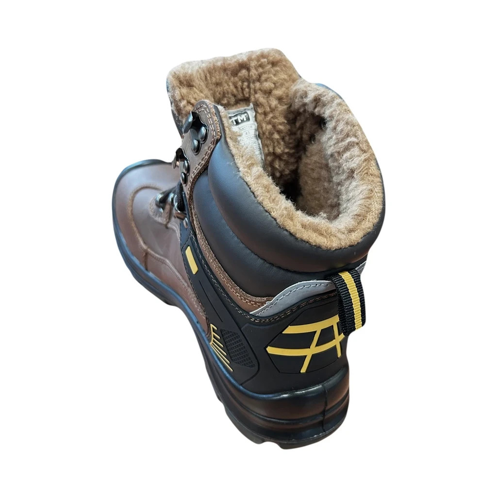 Чоботи робочі GTM утеплені р.40 композ.носок, шкіра коричневого кольору S1P SRC (SM-075W-40)