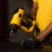 Будівельний фен DeWALT 2000 Вт, 50 - 600 C, LCD (D26414)