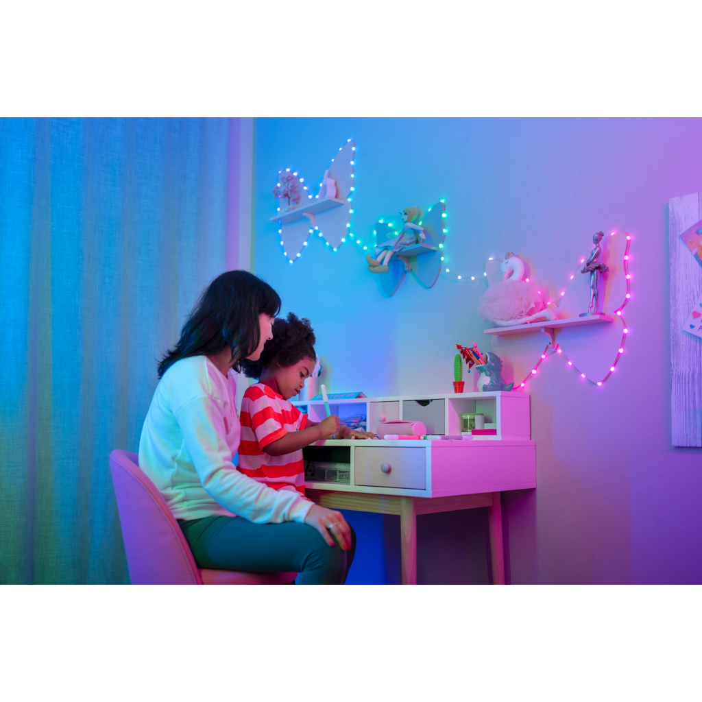 Гірлянда Twinkly Smart LED, Strings USB 100 Heart-shaped RGB LEDs, Clear Wire, USB-C (TWKH100RGB-T)