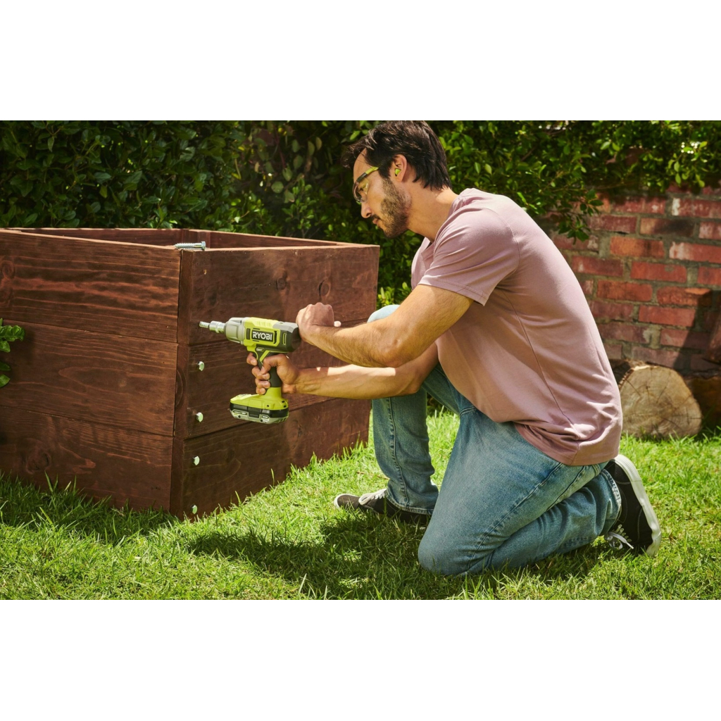 Гайковерт Ryobi ONE+ ударний RIW18-1C20SA3, 18V, 2Ah, 2600об/хв. 800Нм, 1/2" 3 шв, сумка (5133005664)