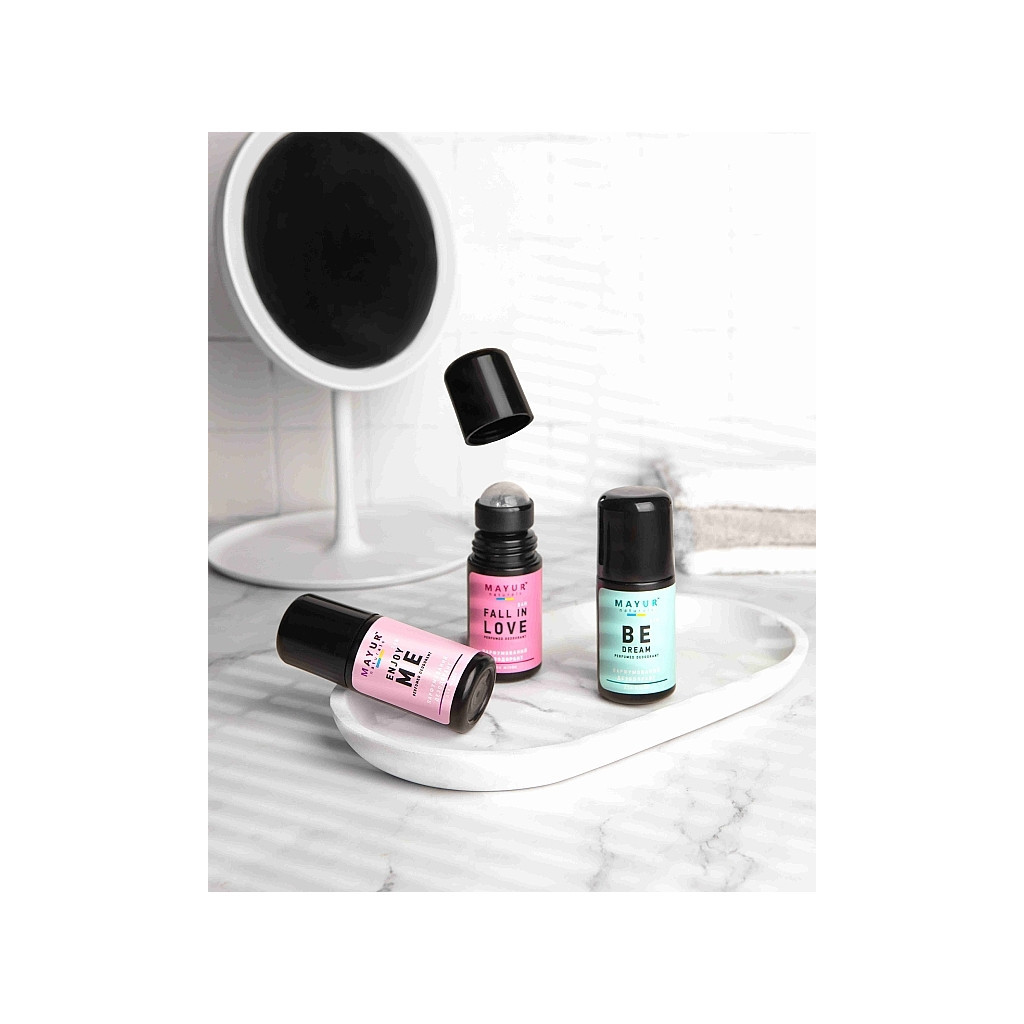Дезодорант Mayur Fall In Love Парфумований 50 мл (4820230953534)