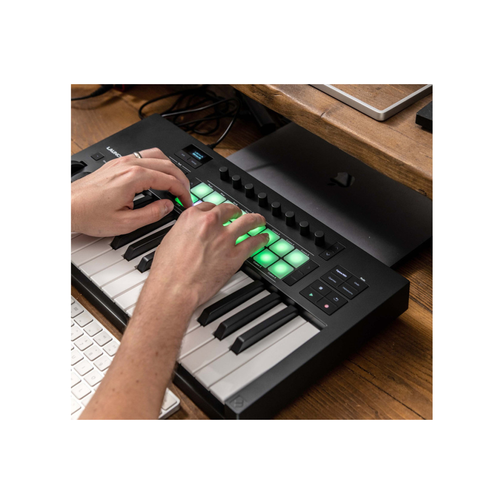 MIDI-клавіатура Novation LaunchKey 37 MK4 (236475)