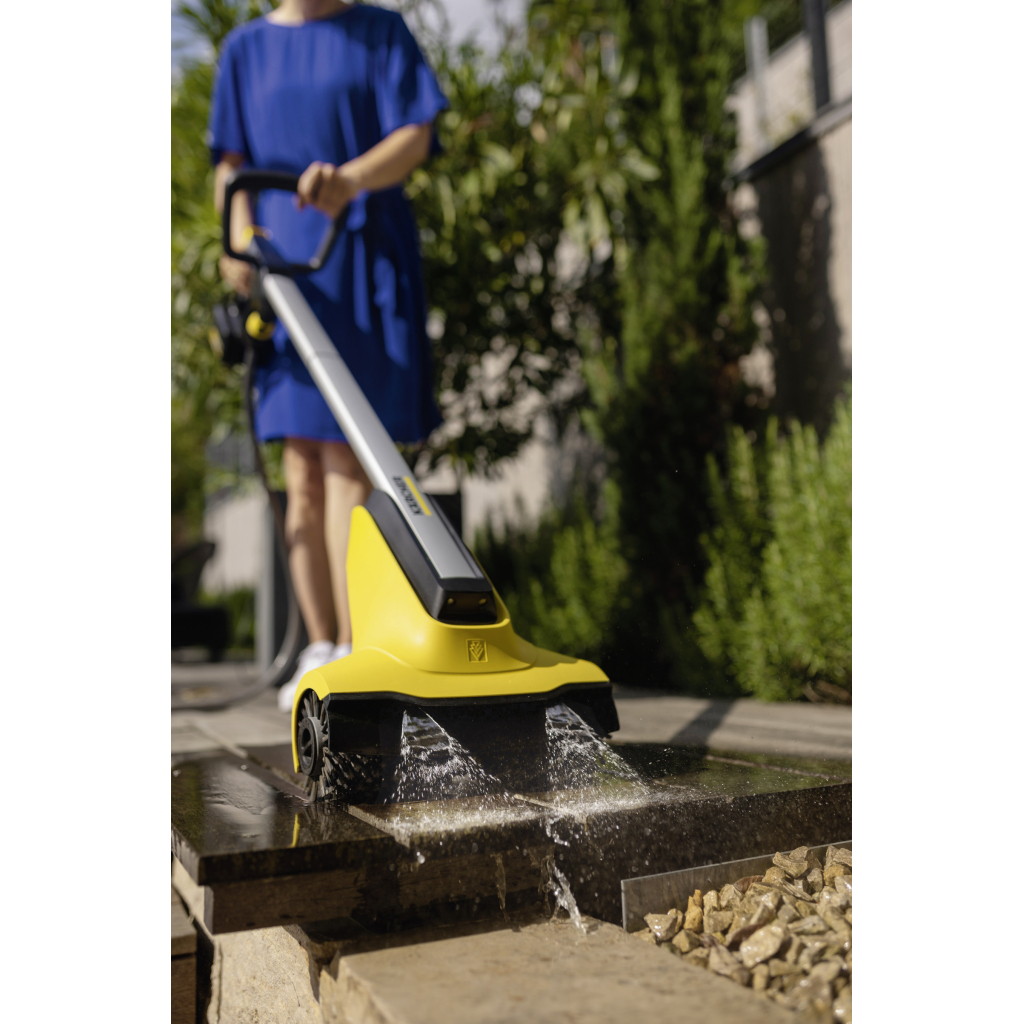 Підмітальна машина Karcher PCL 3-18, 18В, щітка 30см, подача води (без АКБ та ЗП) (1.644-010.0)