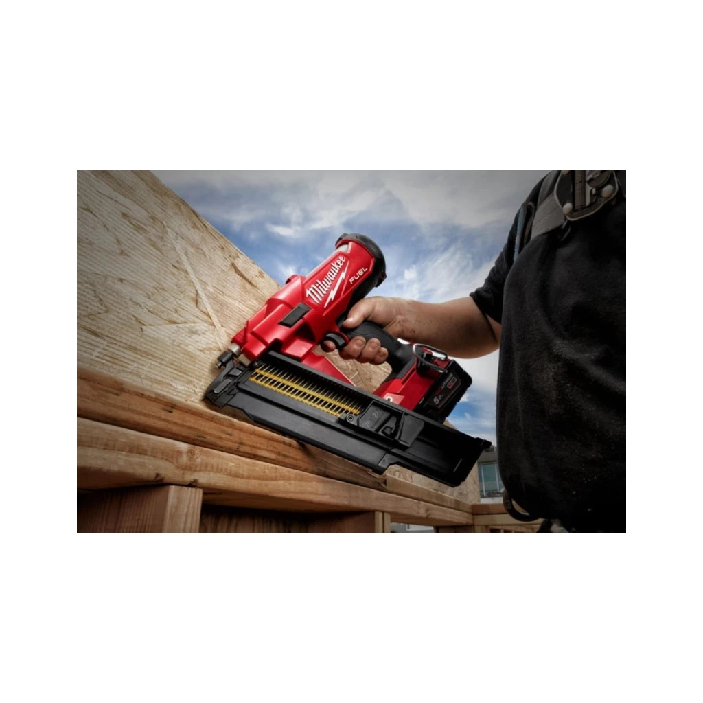 Цвяхозабивач Milwaukee M18 FFN21-0C, кейс (без АКБ та ЗП) (4933478993)