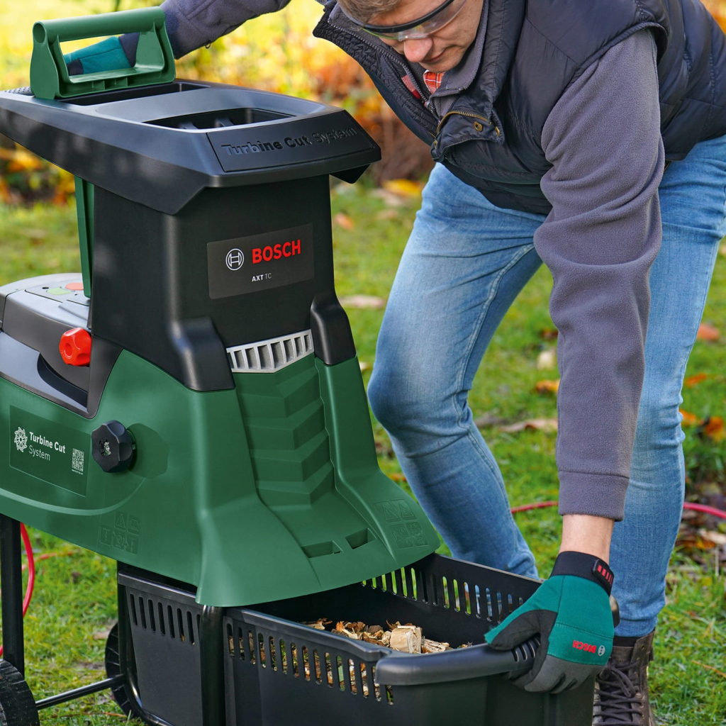 Садовий подрібнювач Bosch Turbine-Cut AXT 25 TC, 2500Вт, 40 об/хв, 45мм, 53 л. (0.600.803.30C)