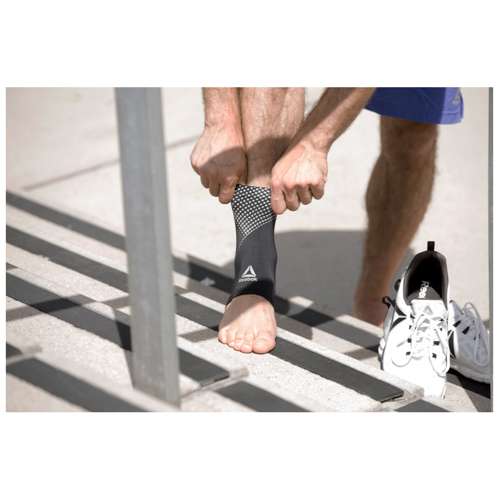 Фіксатор гомілкостопа Reebok Ankle Support чорний RRSU-13125 L (885652012980)