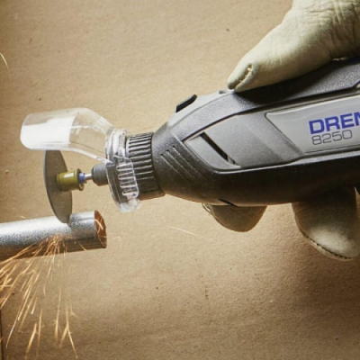 Гравер Dremel 8250-5/65 12V, 2х2Ah, 5000-30000об/хв, ЗП, кейс 0.59кг (F.013.825.0JF)