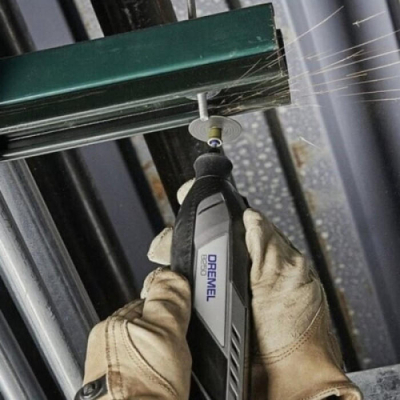 Гравер Dremel 8250-5/65 12V, 2х2Ah, 5000-30000об/хв, ЗП, кейс 0.59кг (F.013.825.0JF)