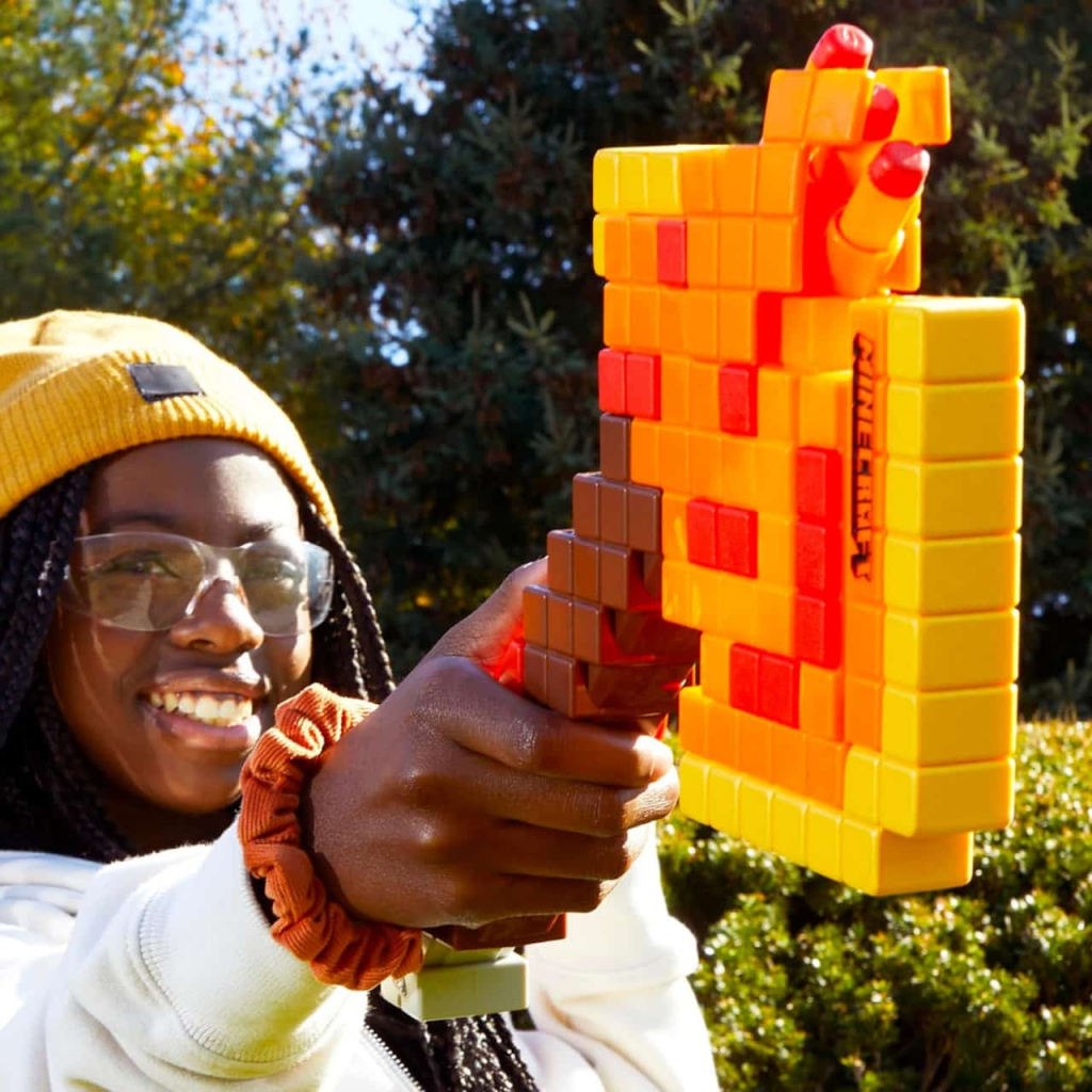Іграшкова зброя Hasbro Бластер-сокира NERF Minecraft Firebrand (F8953)