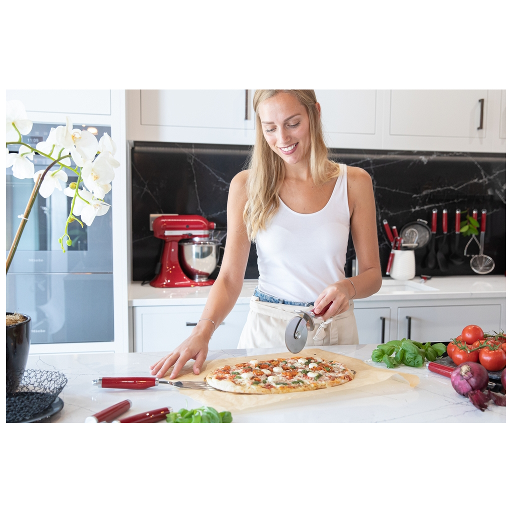 Ніж для піци KitchenAid Coreline, 22,7 см, червоний (KAG113OHERE)