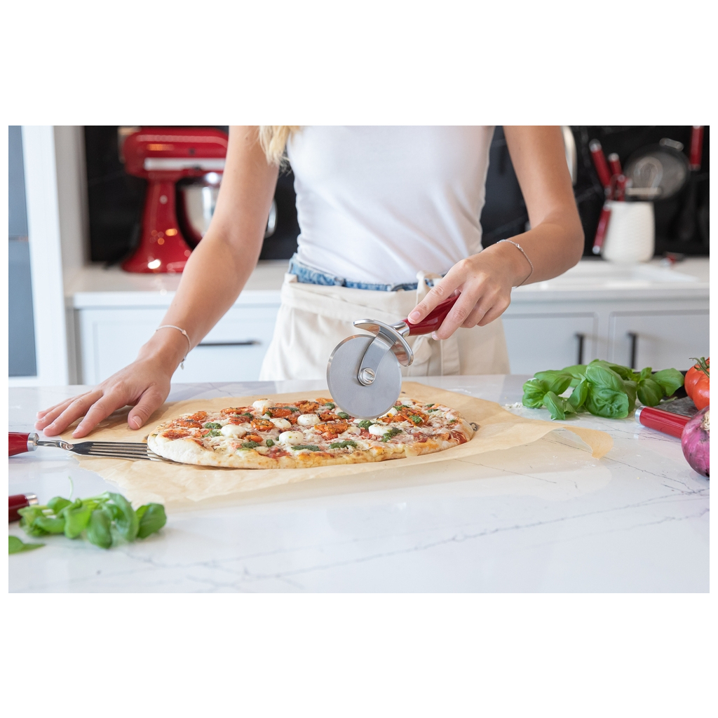 Ніж для піци KitchenAid Coreline, 22,7 см, червоний (KAG113OHERE)