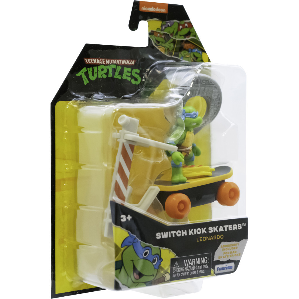 Ігровий набір Funrise TMNT Черепашки-ніндзя класичні Скейтбордист з лаунчером Леонардо (71040)