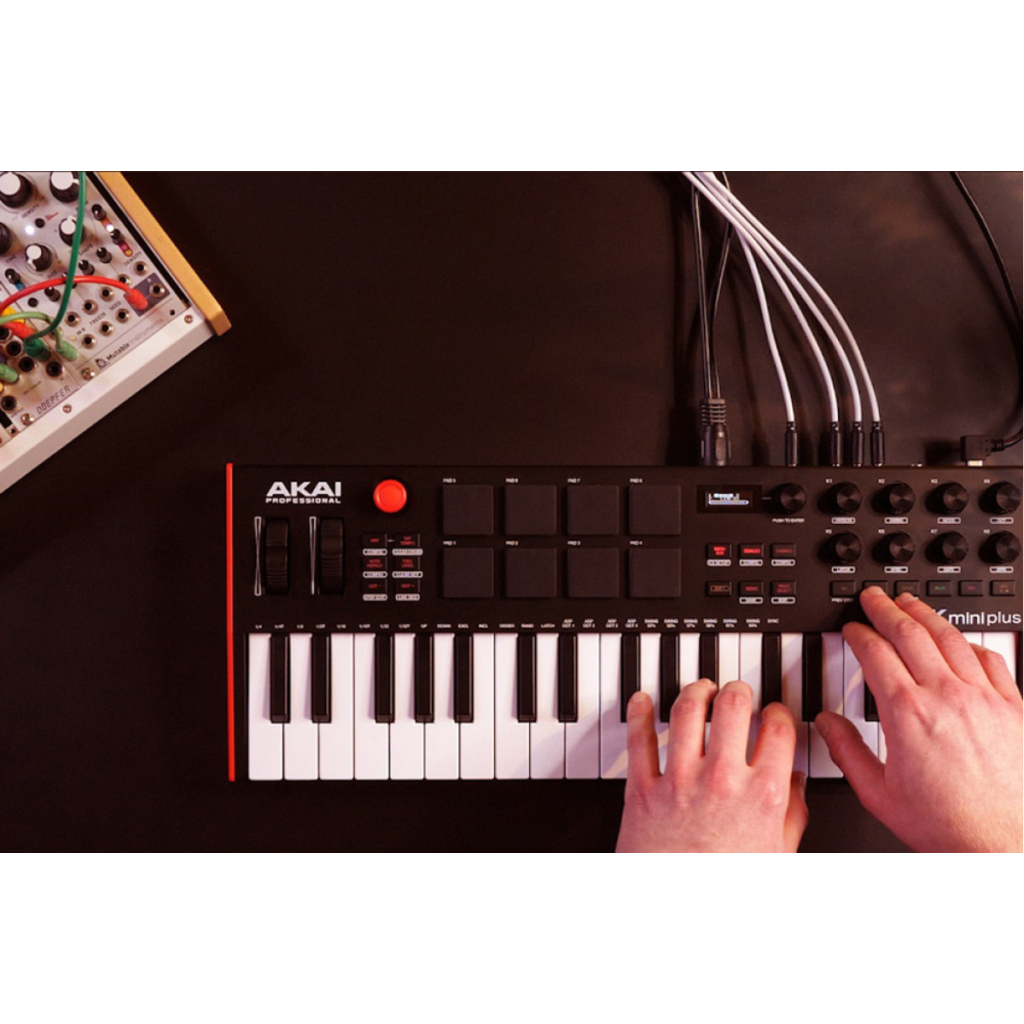 MIDI-клавіатура Akai MPK Mini Plus (233836)