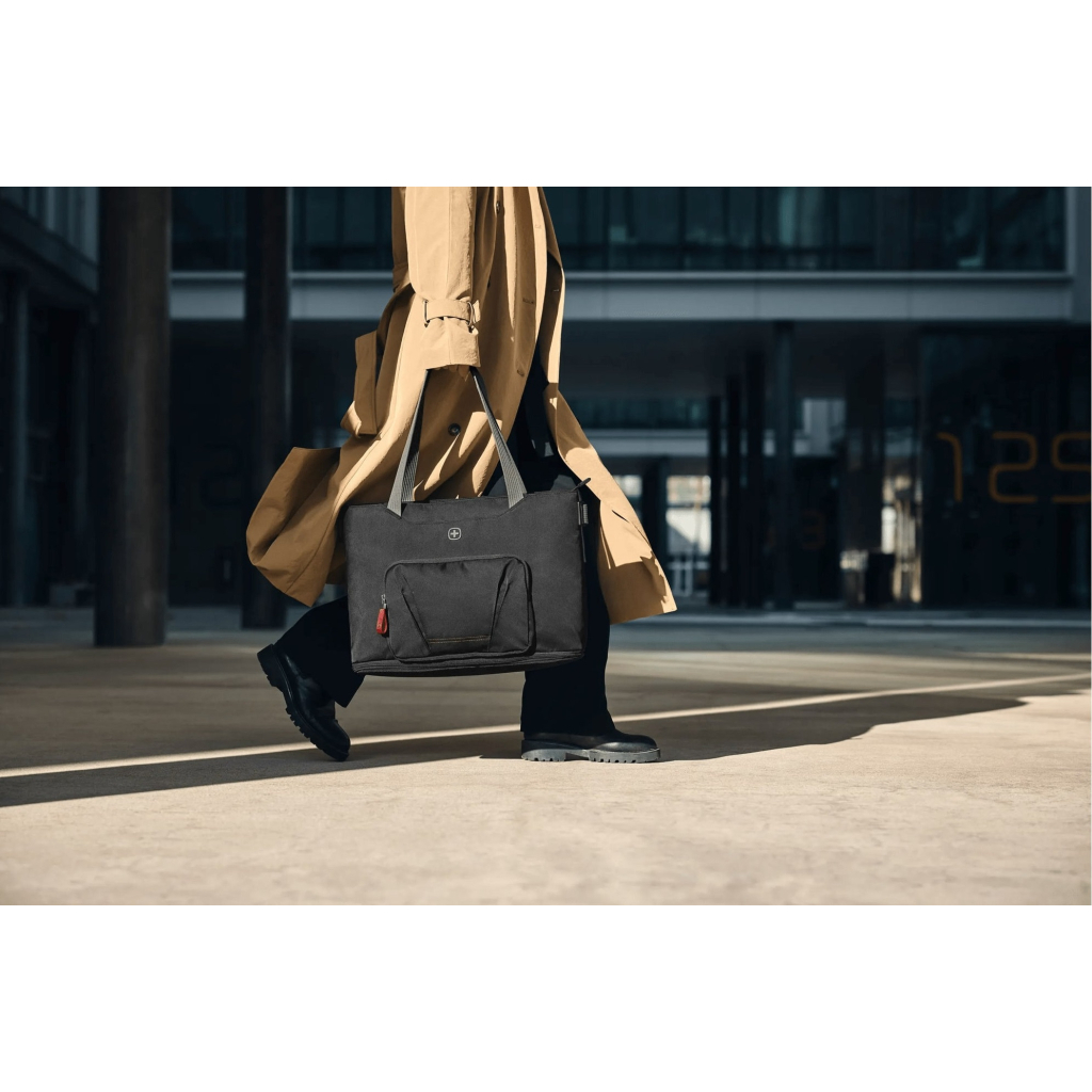 Сумка для ноутбука Wenger 15,6" Motion Deluxe Tote, Black (612543) Сумка для ноутбука Wenger 15,6" Motion Deluxe Tote, Black (612543)