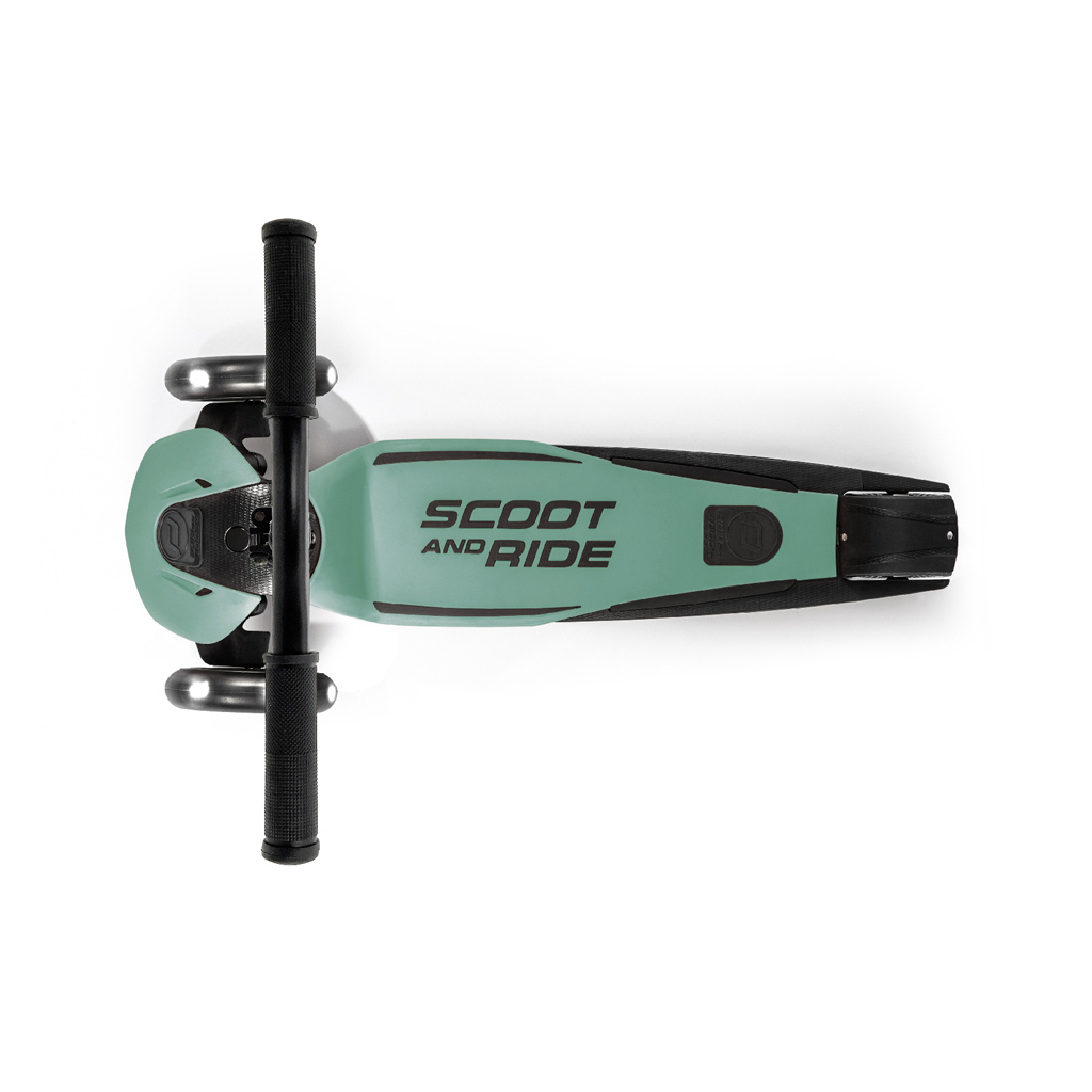 Самокат Scoot&Ride Highwaykick 5 LED Forest (SR-190117-FOREST)