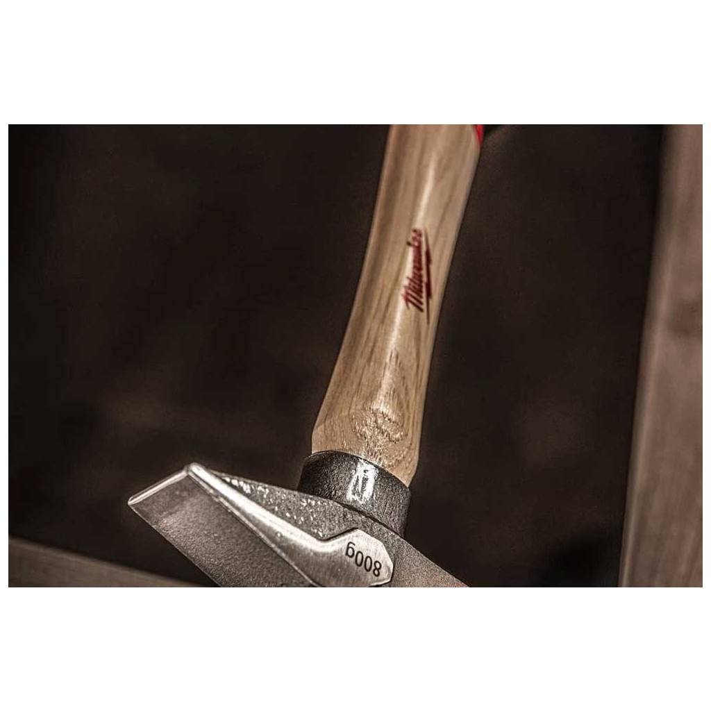 Молоток Milwaukee інженерний з рукояткою з гікорі 800. гр. (4932478669)