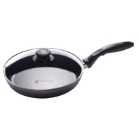 Swiss Diamond XD Induction frying pan with lid 24 cm (XD6424ic)