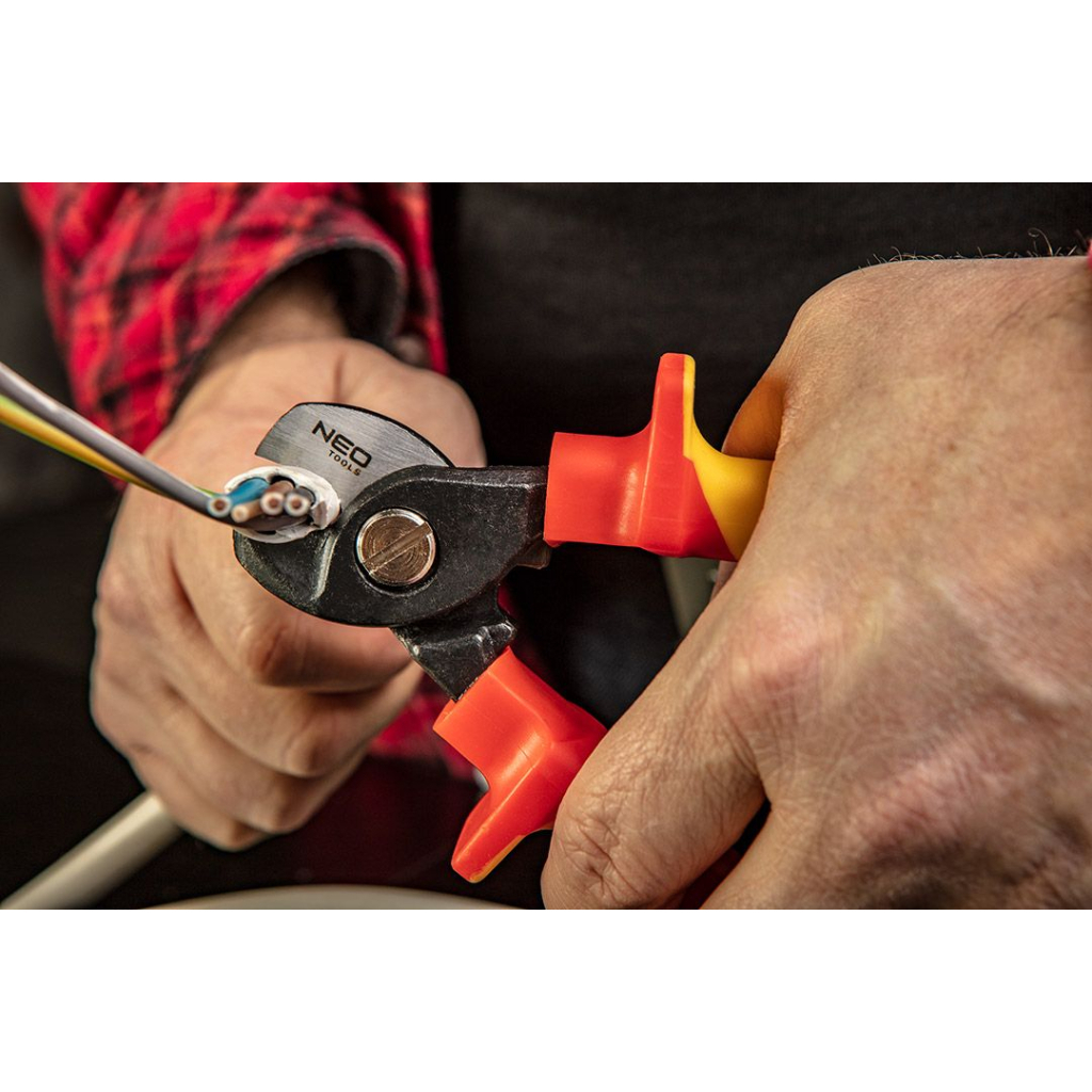 Кабелеріз Neo Tools діелектричний, 160 мм, 1000V, CrV (01-233)