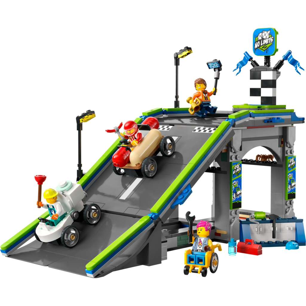Конструктор LEGO City Жодних обмежень: Автодром для гоночних автомобілів (60460)