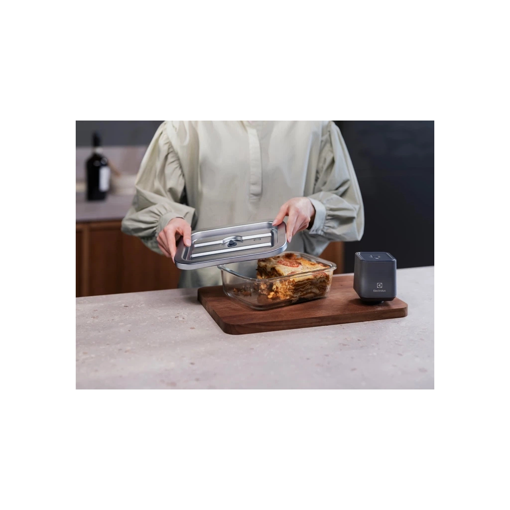 Вакууматор Electrolux EVFKA1