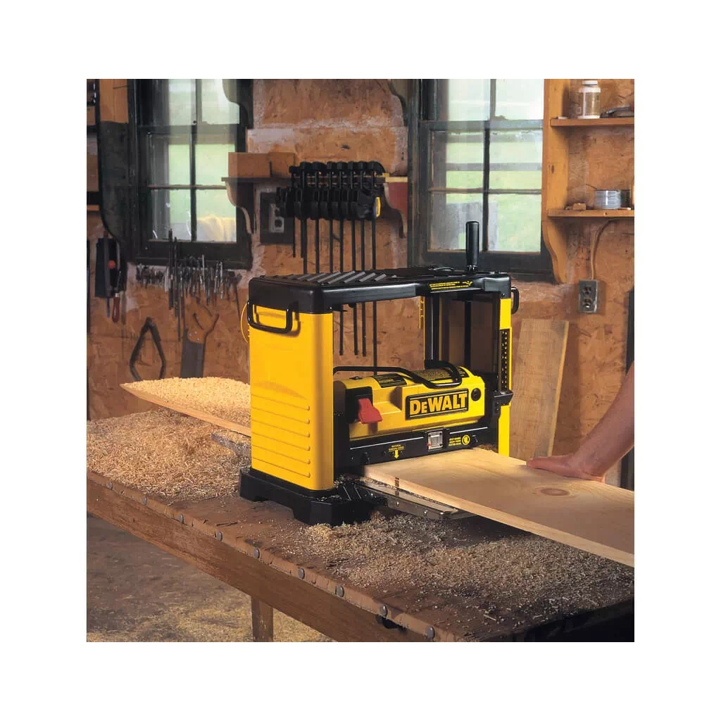 Рейсмус DeWALT рейсмусний 1800 Вт, 10000 об/хв, вага 33 кг (DW733)
