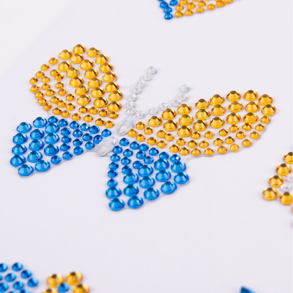 Набір для творчості Santi Ukraine аплікація зі страз самоклеючих 9,5х15,5 см (742986) Набір для творчості Santi Ukraine аплікація зі страз самоклеючих 9,5х15,5 см (742986)