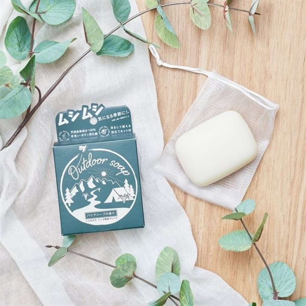 Тверде мило Pelican Outdoor Soap Травʼяне Для захисту від комах 80 г (4976631479538)