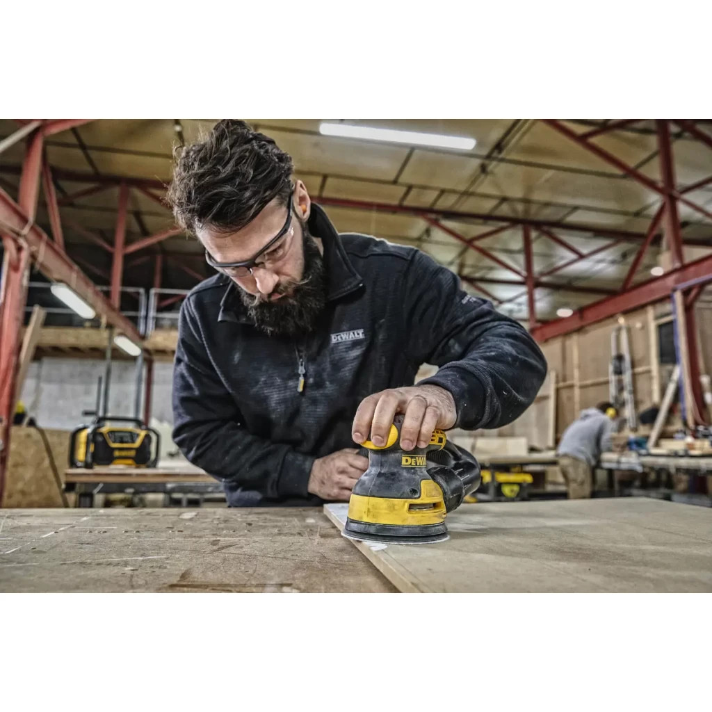 Шліфувальна машина DeWALT 280 Вт, 125 мм, 8000-12000 об/хв, 1.28 кг (DWE6423)