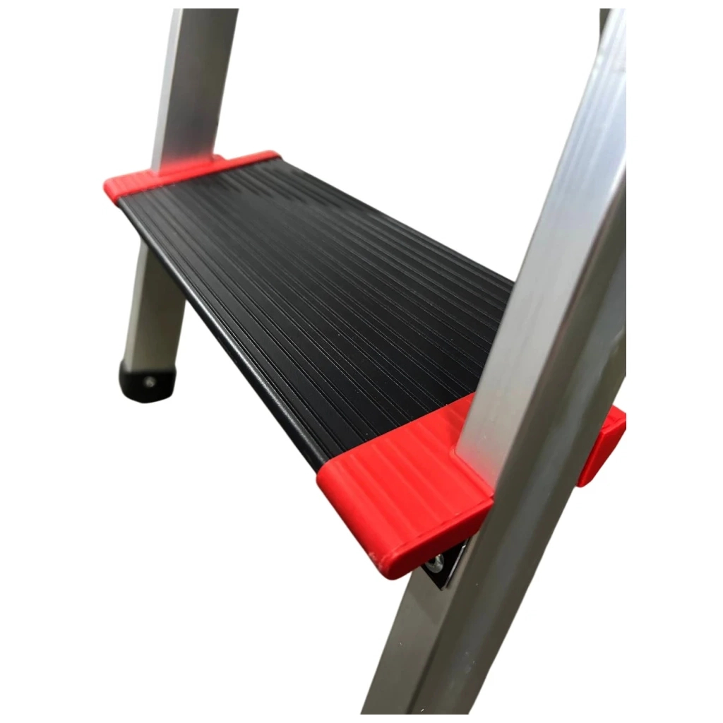 Драбина GTM cтремянка 3сх. верхя сходинка-0,63м, сходинки 13см., анодований (KMH0103BP)