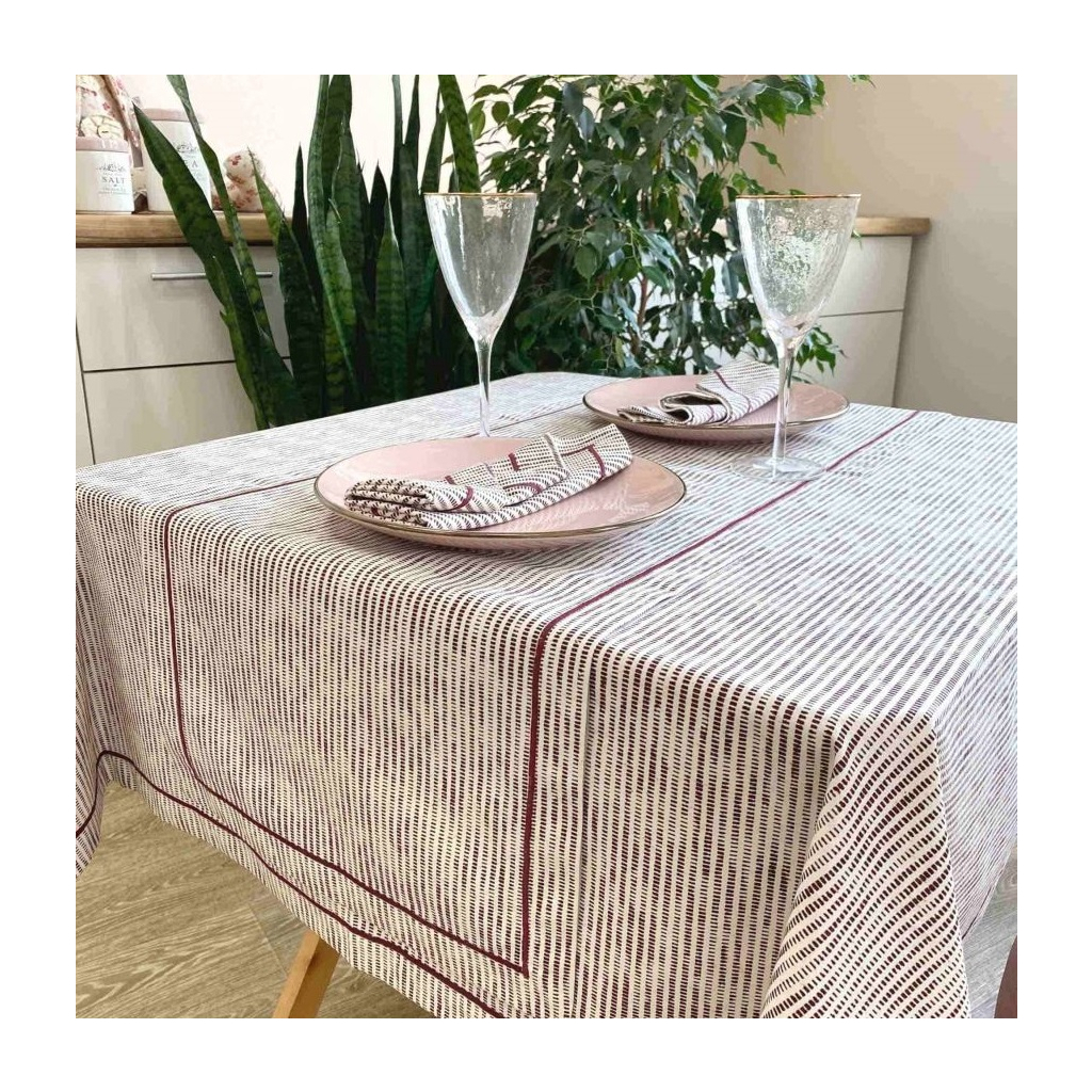 Скатертина Прованс Avantime Міраж Бордо 300х132 см (17305) Скатертина Прованс Avantime Міраж Бордо 300х132 см (17305)