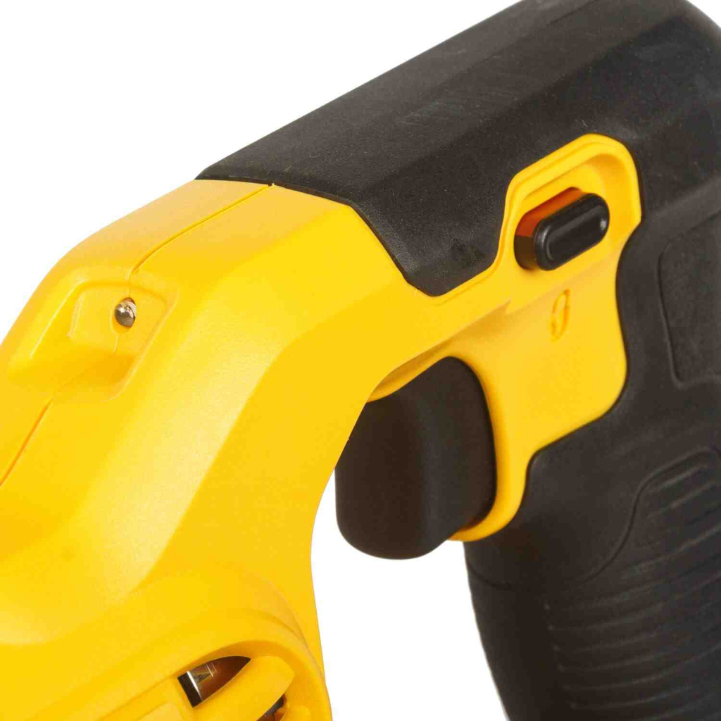 Вібратор глибинний DeWALT XR Li-Ion 18V, 15000 віб/хв, 3.08 кг (без АКБ та ЗП) (DCE531N)