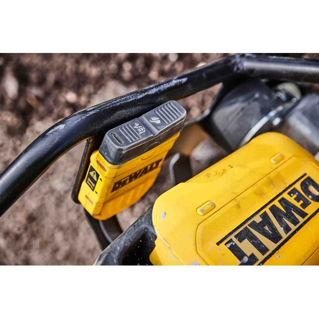 Вібротрамбувалка DeWALT POWERSHIFT Li-Ion 55V, 11.6 кН, 65 кг (без АКБ та ЗП) (DCPS660N)