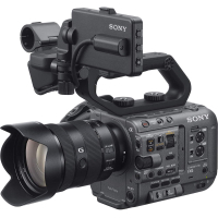 Цифрова відеокамера Sony FX6 + FE 24-105 F/4 G OSS (ILMEFX6TK.CEE)