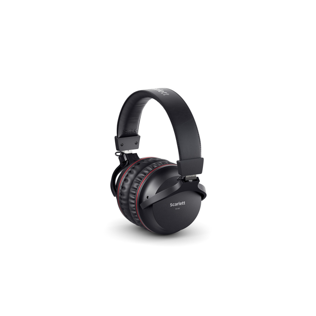 Аудіоінтерфейс Focusrite Комплект для звукозапису: аудіоінтерфейс Scarlett 2i2, мікрофон CM25 MkIII, навушники SH-450 (234620)