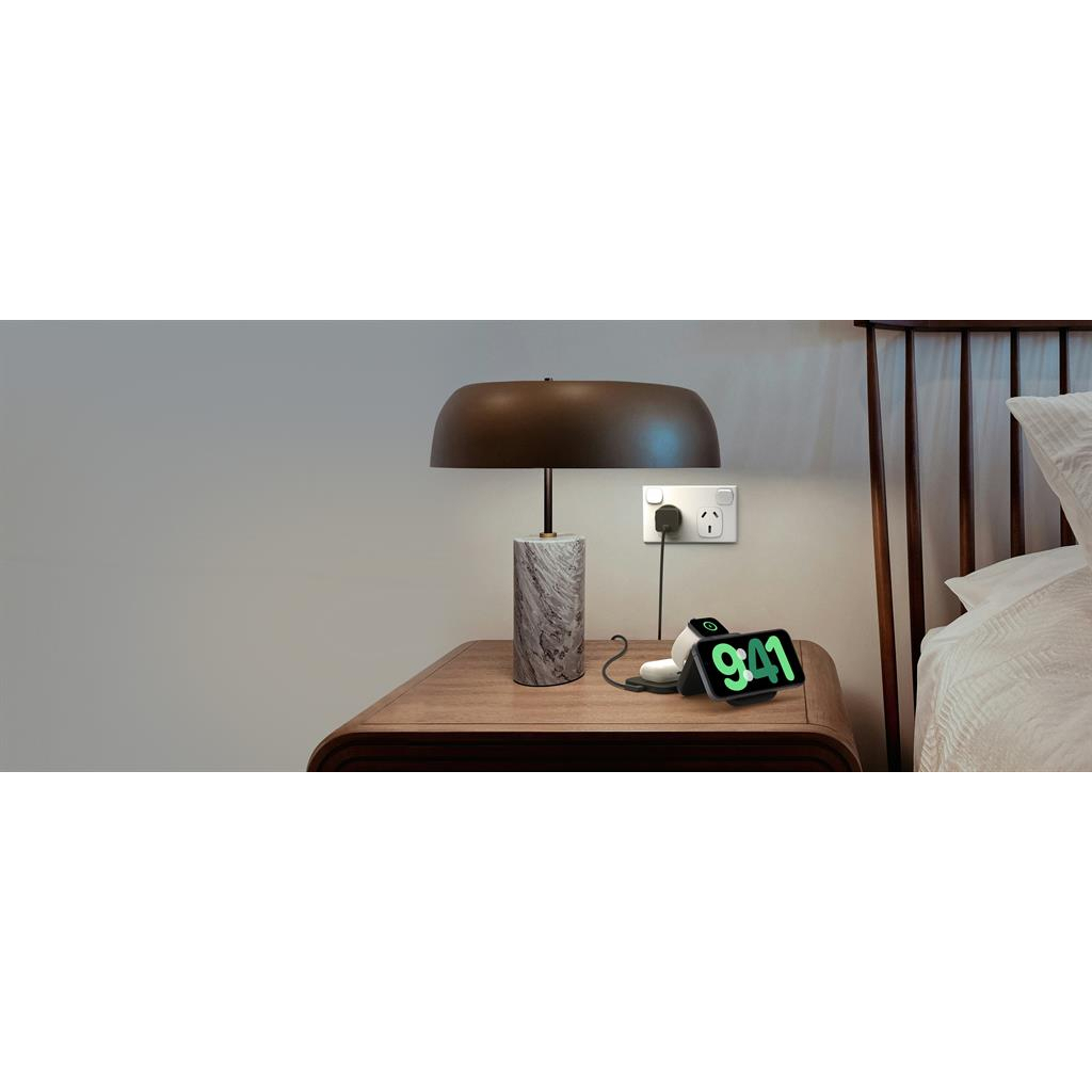 Зарядний пристрій Belkin 3in1 Travel Pad Wireless Qi2 15W Black (WIZ024VFBK)