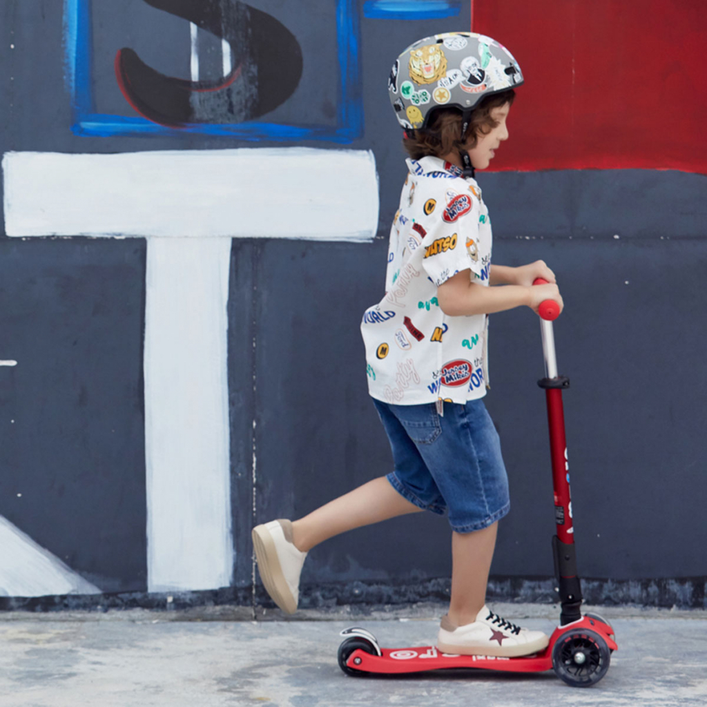 Шолом Micro Stiker LED M 52-56 cm (AC2120BX)