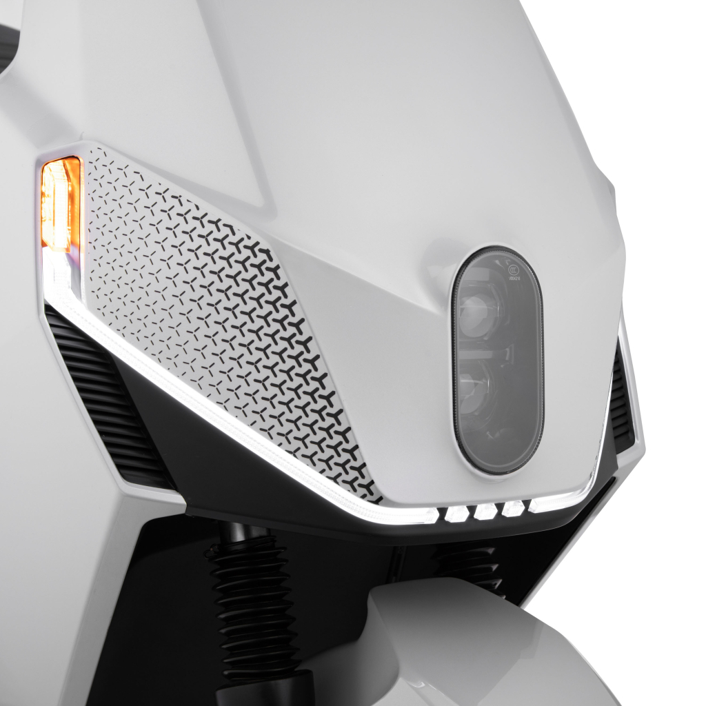 Електробайк 2E S90 білий (2EESS90)