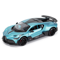 Scale model car TechnoDrive Bugatti Divo blue 1:18 (250939BDBL)