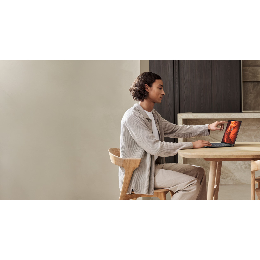 Ноутбук ASUS Zenbook S14 OLED UX5406SA-QJ474W (90NB14F1-M00UL0) Ноутбук ASUS Zenbook S14 OLED UX5406SA-QJ474W (90NB14F1-M00UL0)