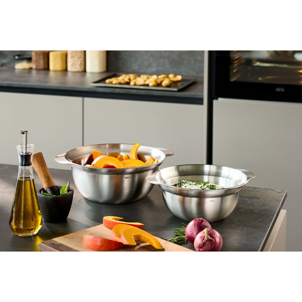 Миска Gefu Premio з нержавіючої сталі 23 см (28133) Миска Gefu Premio з нержавіючої сталі 23 см (28133)