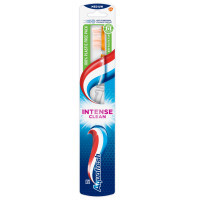 Toothbrush Aquafresh Intense Clean Medium hardness (5054563927835)