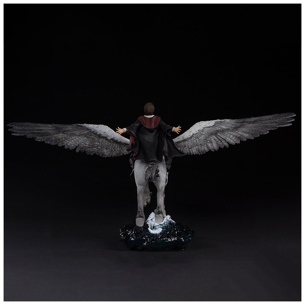Статуетка Iron Studios Harry Potter Harry Potter and Buckbeak (WBHPM41021-10)