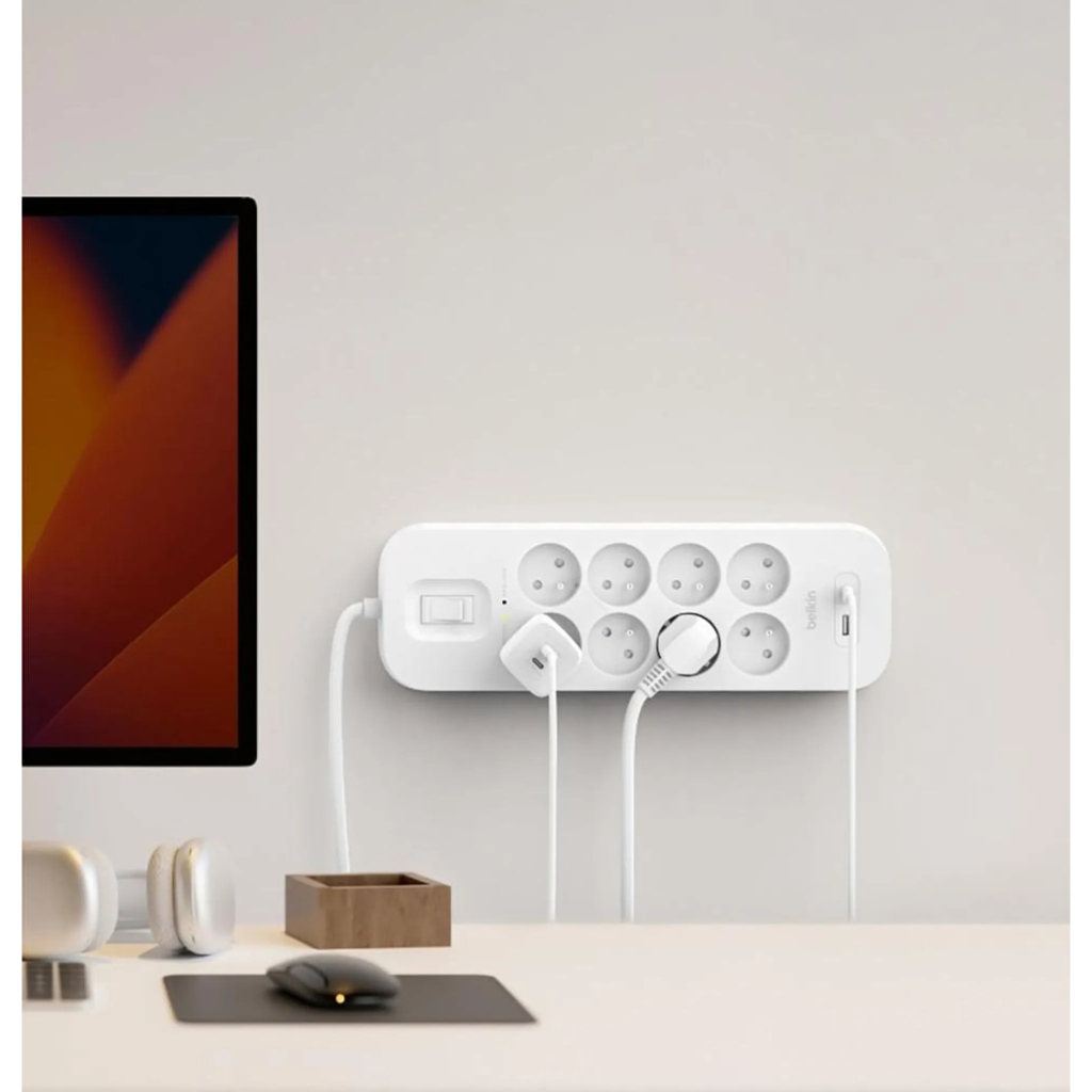 Мережевий фільтр живлення Belkin 8хТипE, 16А, USB-A/USB-C 18Вт, 2м (SRB003CA2M) Мережевий фільтр живлення Belkin 8хТипE, 16А, USB-A/USB-C 18Вт, 2м (SRB003CA2M)